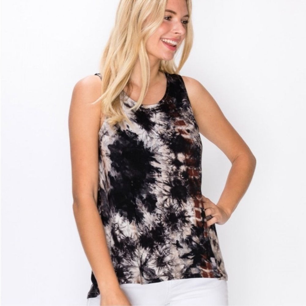 COIN 1804 Galaxy Hand Tie Dye‎ Button Back Hi-Lo Tank Top Size Large